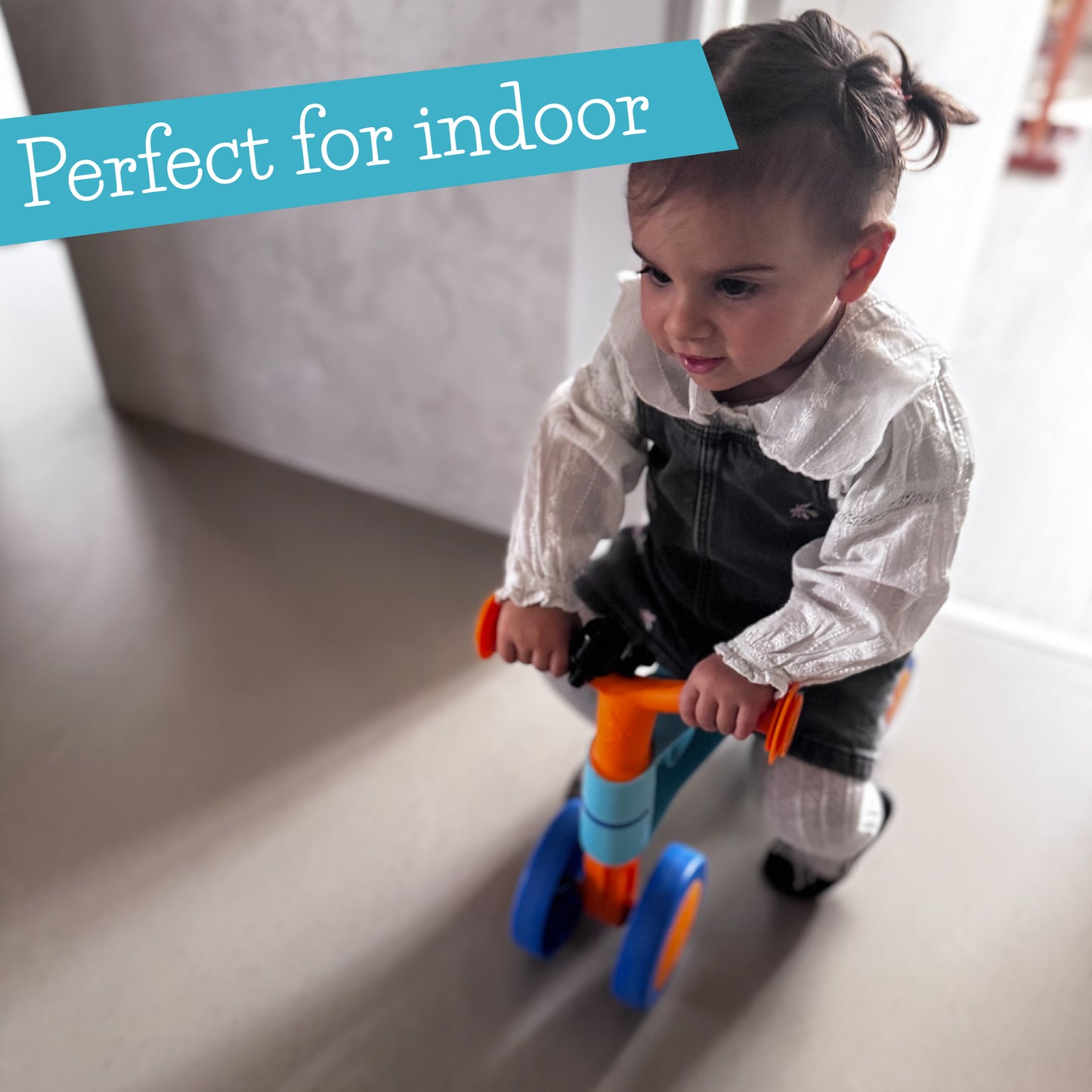 ItsiBitsi Blocks ride-on with storage basket and play blocks that fit in frame